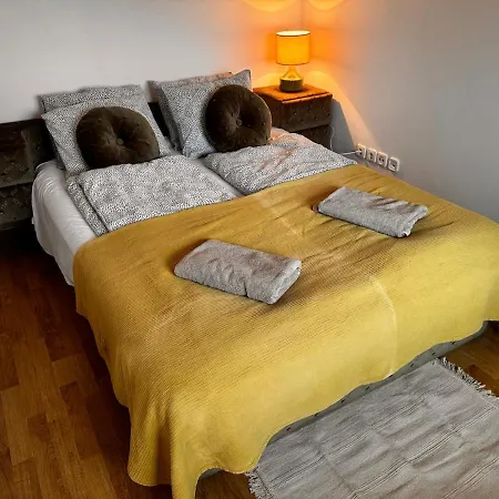 Apartment Bliss *